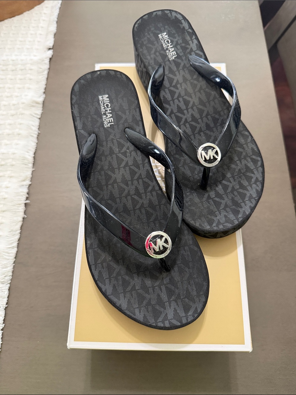 Michael Kors Bedford Flip Flop